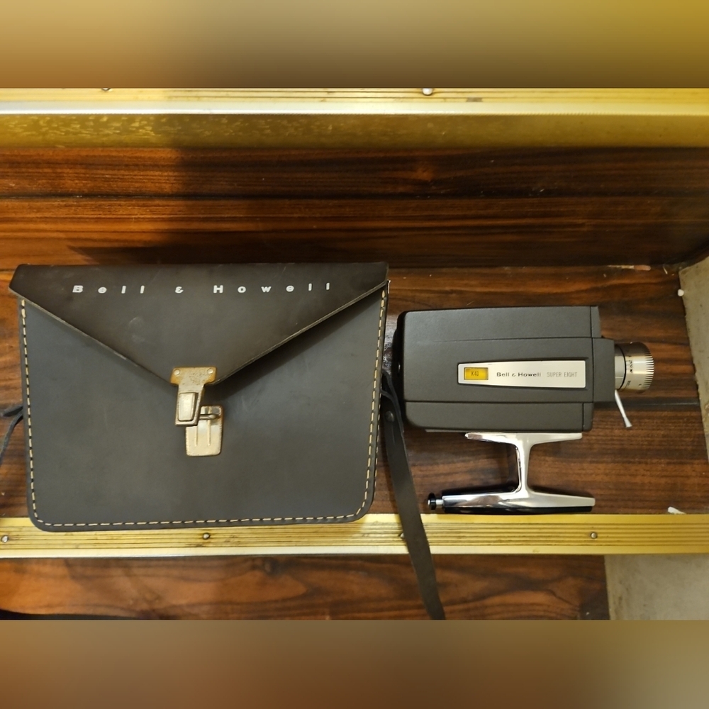 Bell & Howell Autoload Super 8 Camera Perpetua Drive And Case, Non Tested